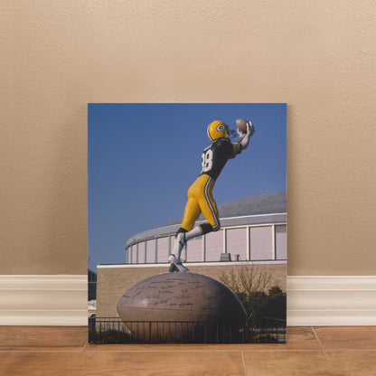 Green Bay Packer Hall of Fame, football player statue, angle 2, Green Bay Avenue, Green Bay, Wisconsin